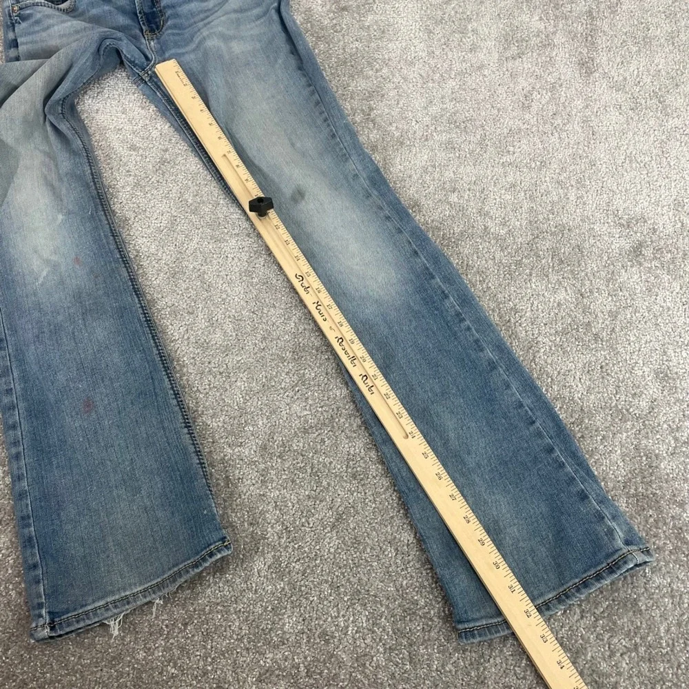 Silver Jeans visible pink